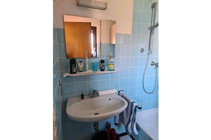 Befristete 1-Zimmerwohnung mit Dusche, ohne Balkon. - Remseck am Neckar