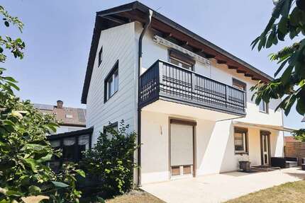Haus zum Kaufen in Poing 1.500.000,00 € 195 m²