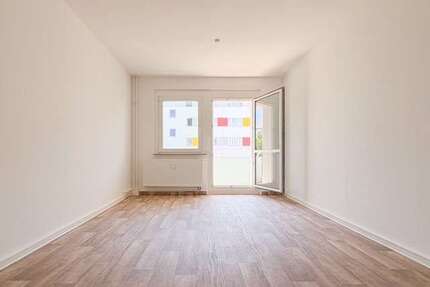 Wohnung zum Mieten in Plauen 269,00 € 60.4 m²
