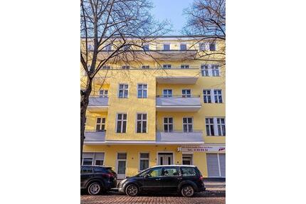 Ruhiger Altbau 3 Zi + Balkon, Nähe U7 + Regionalbahn - Berlin Spandau