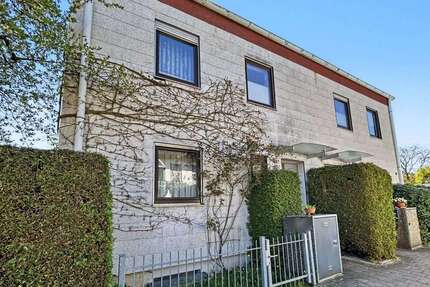 Haus zum Kaufen in Weiden in der Oberpfalz 249.000,00 € 114.54 m²