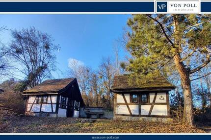 Attraktives Architektenhaus mit unverbaubarer Weitsicht, Garage, Carport und 2 Fachwerk-Gartenhäuser - Würzburg Unterdürrbach