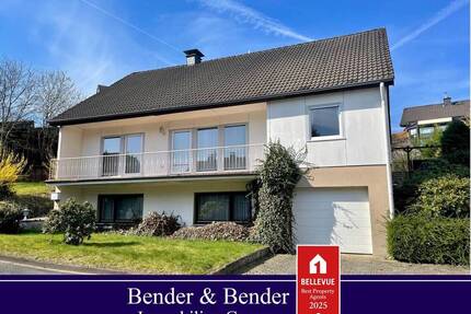 Platzwunder: Einfamilienhaus mit großem Grundstück und integrierter Garage! - Gummersbach Derschlag