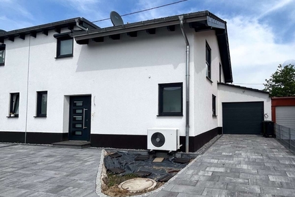 Moderne Neubau-DHH mit Energieeffizienz A+ am Eicher See in Gimbsheim – Südterrasse & Garage