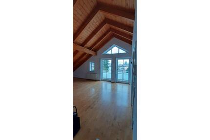 2-Zimmer-Wohnung in Markt Schwaben 47qm DG Balkon TG