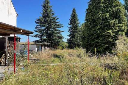 *Teilsanierte u. renovierungsbedürftige Doppelhaushälfte in ruhiger & grüner Lage mit Ausbaureserve* - Arnsdorf Wallroda