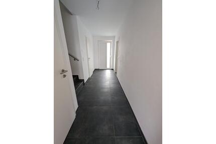 +++NEUES MODERNES REIHENECKHAUS+NEUWERTIG+4 ZIMMER+GÄSTE-WC+FBH+.U.V.M.!!!+++ - Bennewitz