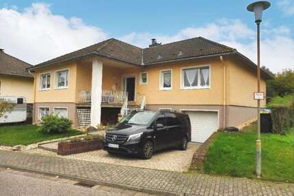 Haus zum Kaufen in Kastellaun 440.000,00 € 215 m²