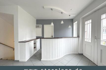 Wyk auf Föhr: Charmante Gewerbefläche über 2 Ebenen zu vermieten