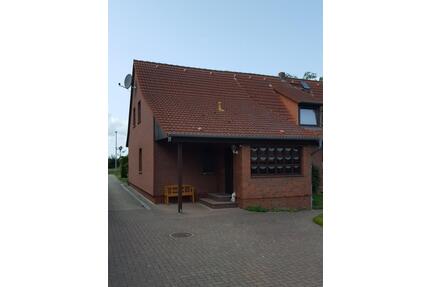 Ferienhaus auf Rügen - 100,00&nbsp;EUR Kaltmiete, in Garz/Rügen (PLZ: 18574)