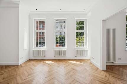 Wohnung zum Kaufen in Düsseldorf - Oberkassel 1.838.000,00 € 123 m²