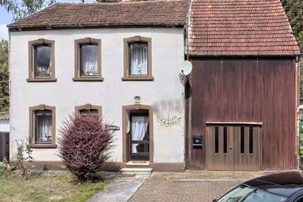 Haus zum Kaufen in Schmelz 49.000,00 € 100 m²