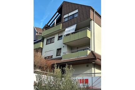Provisionsfrei- Renovierte 2,5 Zimmer Wohnung - Esslingen am Neckar Oberesslingen