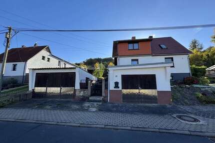 Haus zum Kaufen in Eisenach 135.000,00 € 90 m²