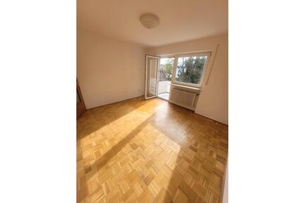 2 ZKB in AugsburgLechhausen - 860,00&nbsp;EUR Kaltmiete, ca.&nbsp; 50,00&nbsp;m&sup2; in Augsburg (PLZ: 86167) Lechhausen