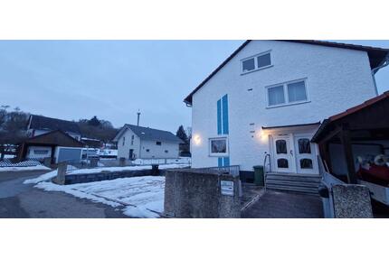 Haus in ruhiger Lage - 490.000,00&nbsp;EUR Kaufpreis, ca.&nbsp; 250,00&nbsp;m&sup2; in Windsbach (PLZ: 91575)