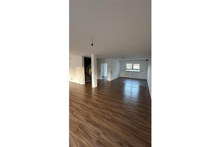 Doppelhaushälfte in Eckersmühlen zu vermieten - Roth