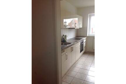 25 Min. nach Hamburg, 3-Zi kernsaniert, 83m², EBK, Bad+WC, Balkon, Stellplatz, 975 €, Tostedt - Tostedt (Kreis Harburg)