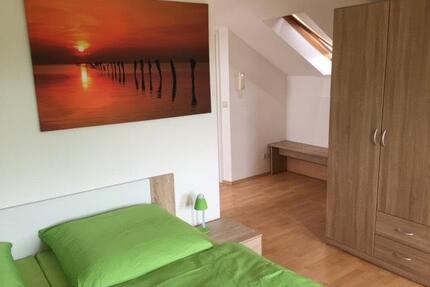 Möblierte 1-Zimmer-Wohnung mit Küche & Bad – sofort frei - Wilkau-Haßlau