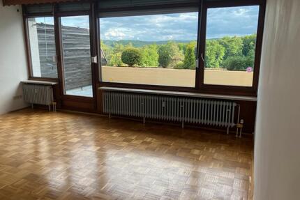 Helle Wohnung mit sonnigem Balkon - Gößweinstein