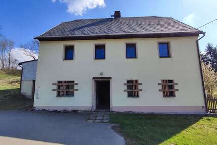 Haus zum Kaufen in Pockau-Lengefeld 89.000,00 € 160 m²