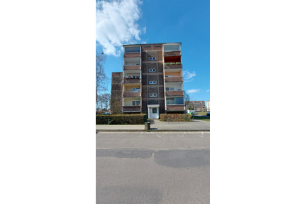 3-Raum-Wohnung mit Gestaltungsfreiheit - Ihr Raum für Ideen, Stil und Selbstverwirklichung - Neustrelitz