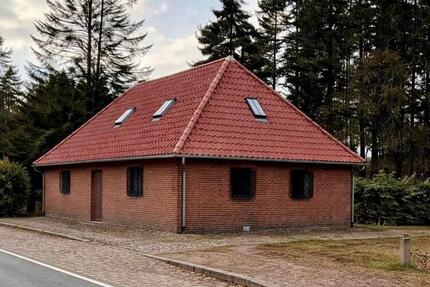 120m² Büro in charmantem Gebäude am See - provisionsfrei - Westensee