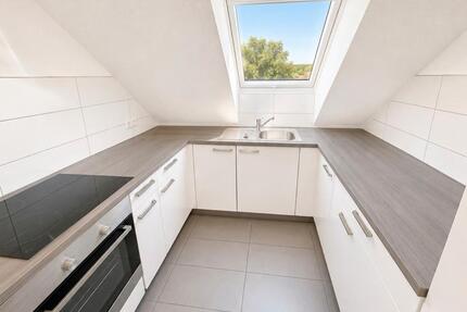 Moderne 3-Zimmer-Wohnung mit Balkon + Garage in Wiesloch-Baiertal