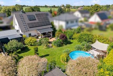 Haus zum Kaufen in Neukirchen 550.000,00 € 144.74 m²