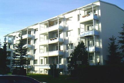 SCHÖNE 2 RAUM WOHNUNG IN DER FASANENSTRASSE IN NEUBRANDENBURG ZU VERMIETEN