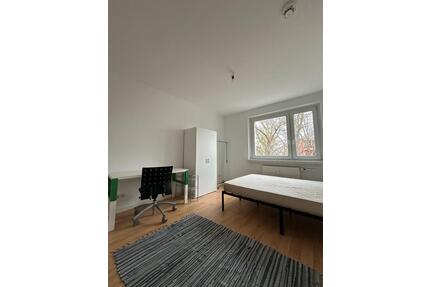 Möbliertes WG-Zimmer in Schöneweide – 15m², ohne Anmeldung - Berlin Treptow-Köpenick