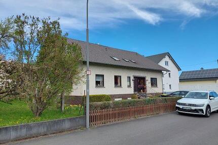 2-Familienhaus in Großenlüder OT Bimbach von privat zu verkaufen