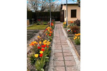 GARTEN, 04425 TAUCHA, 1999€ - 1.999,00&nbsp;EUR Kaltmiete, ca.&nbsp; 0,00&nbsp;m&sup2; in Leipzig (PLZ: 04347) Nordost