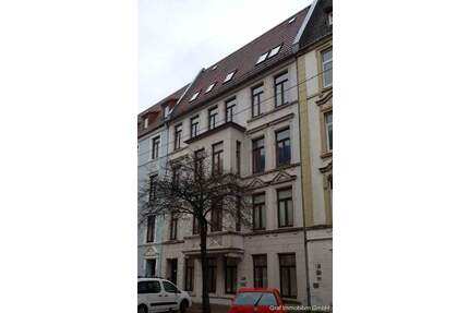 Bezugsfreies Mehrfamilienhaus 4 Wohnungen auf 353 m² mit Potential im Alleinauftrag - VB - Bremerhaven Lehe