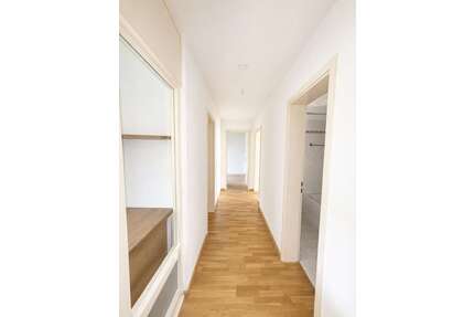 Wohnung zum Mieten in Wiesbaden 1.228,50 € 90 m²