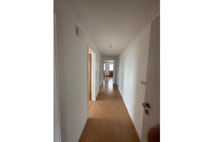 80m² 4-Zimmer Wohnung in Aalen - 840,00&nbsp;EUR Kaltmiete, ca.&nbsp; 80,00&nbsp;m&sup2; in Aalen (PLZ: 73433) Attenhofen