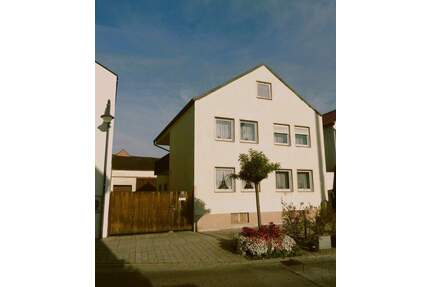 Ehemalige Hofstelle im Zentrum von Gaimersheim zu verkaufen (Sanierung)