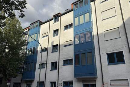 Dachgeschosswohnung mit Balkon und PKW Stellplatz in zentraler Wohnlage von Osnabrück