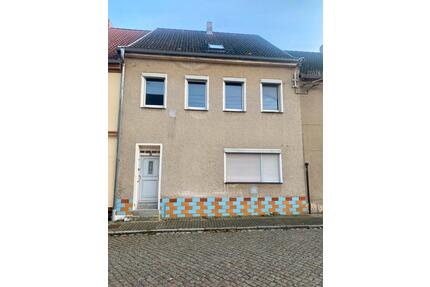 Leerstehender Altbau mit Nebengelass - Bad Schmiedeberg