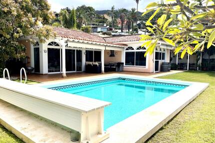 Charmantes Ferienhaus mit Pool, Garten und Teideblick - Berlin Mitte