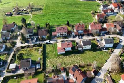 Baugrundstück für ein Einfamilienhaus in Tattenhausen Grundstück Ost - Großkarolinenfeld