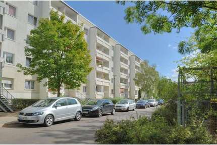 Wohnung zum Mieten in Halle 342,00 € 56.98 m²