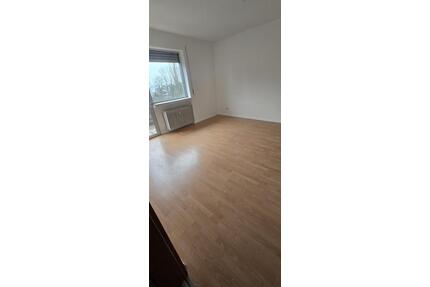 Mietwohnung - 1.000,00&nbsp;EUR Kaltmiete, ca.&nbsp; 75,00&nbsp;m&sup2; in Saarbrücken (PLZ: 66115) West