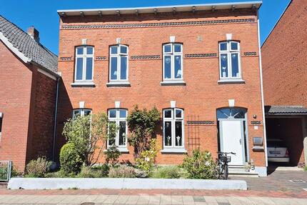 OHNE MAKLER Ein- Zweifamilienhaus in Husum