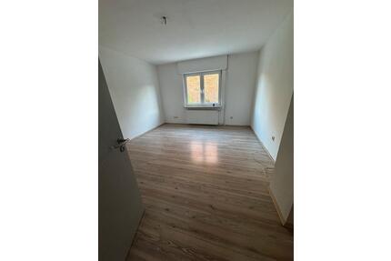 Mietwohnung 60qm Haiger OT - 630,00&nbsp;EUR Kaltmiete, ca.&nbsp; 60,00&nbsp;m&sup2; in Haiger (PLZ: 35708)