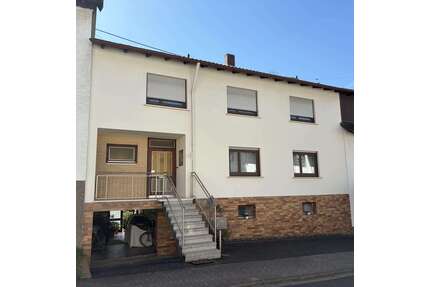 Haus zum Kaufen in Saarwellingen 155.000,00 € 145 m²