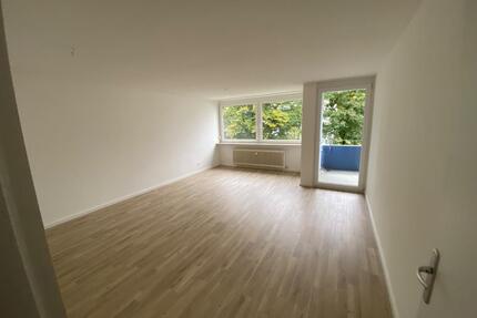 helle 3-Zimmer-Wohnung mit gemütlichem Balkon - Backnang