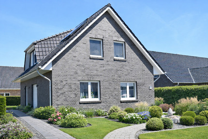 Modernes Landhaus in Lindern - 431.400,00&nbsp;EUR Kaufpreis, ca.&nbsp; 121,00&nbsp;m&sup2;&nbsp;Wohnfl&auml;che in Lindern (Oldenburg) (PLZ: 49699) Marren