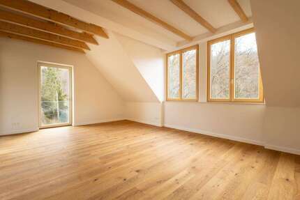 Wohnung zum Mieten in Gera 2.180,00 € 185.61 m²