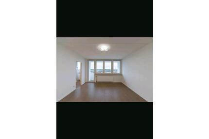 Eine Wohnung in Erlangen ein Monate vermieten 690 Euro - Nürnberg Zerzabelshof